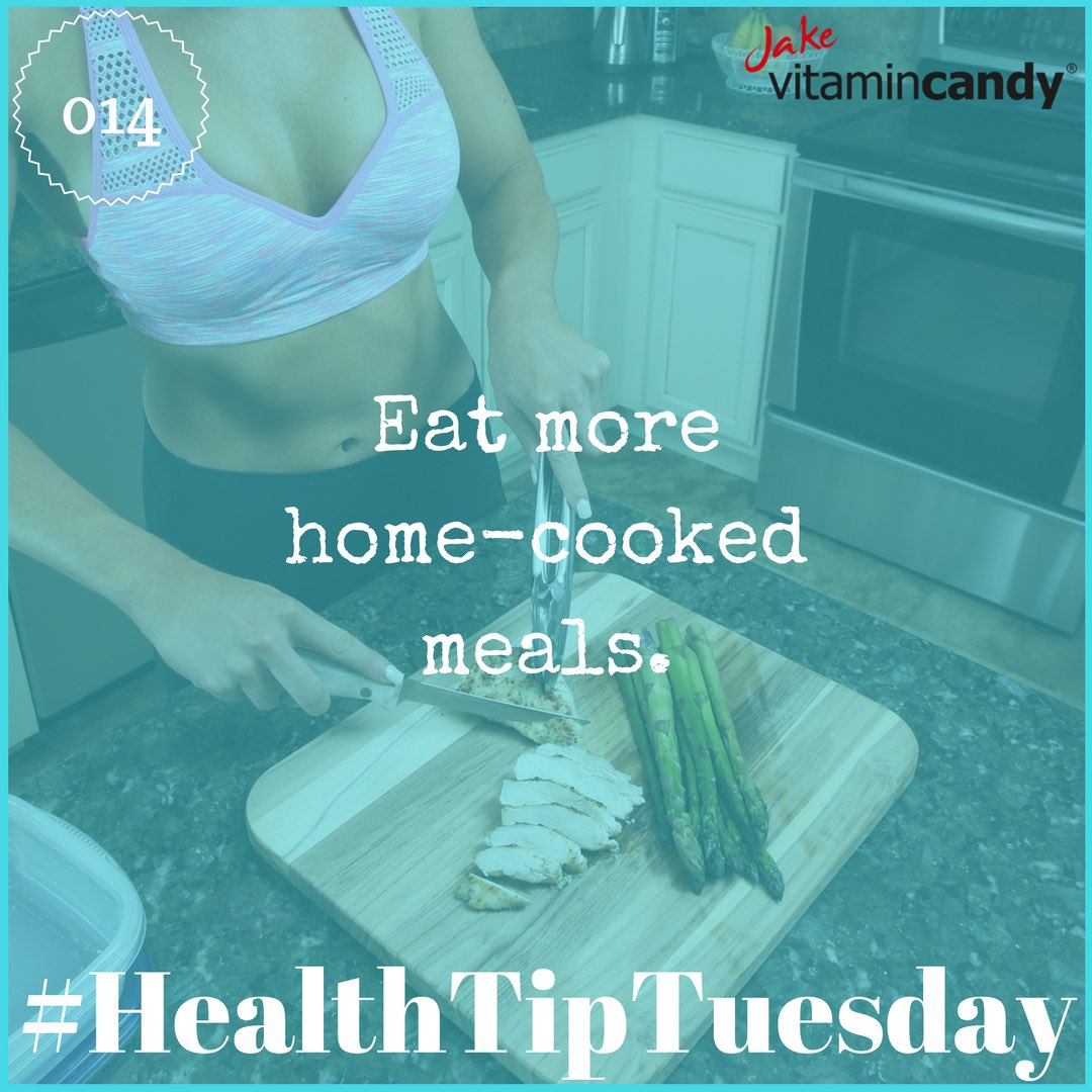 JVitamincandy's tweet photo. #HealthTipTuesday: Eating home-cooked meals allows you to make healthier choices while spending less. 🍳🚫🍟 #FitFam #MealPrep https://t.co/Ojerz1o8XI