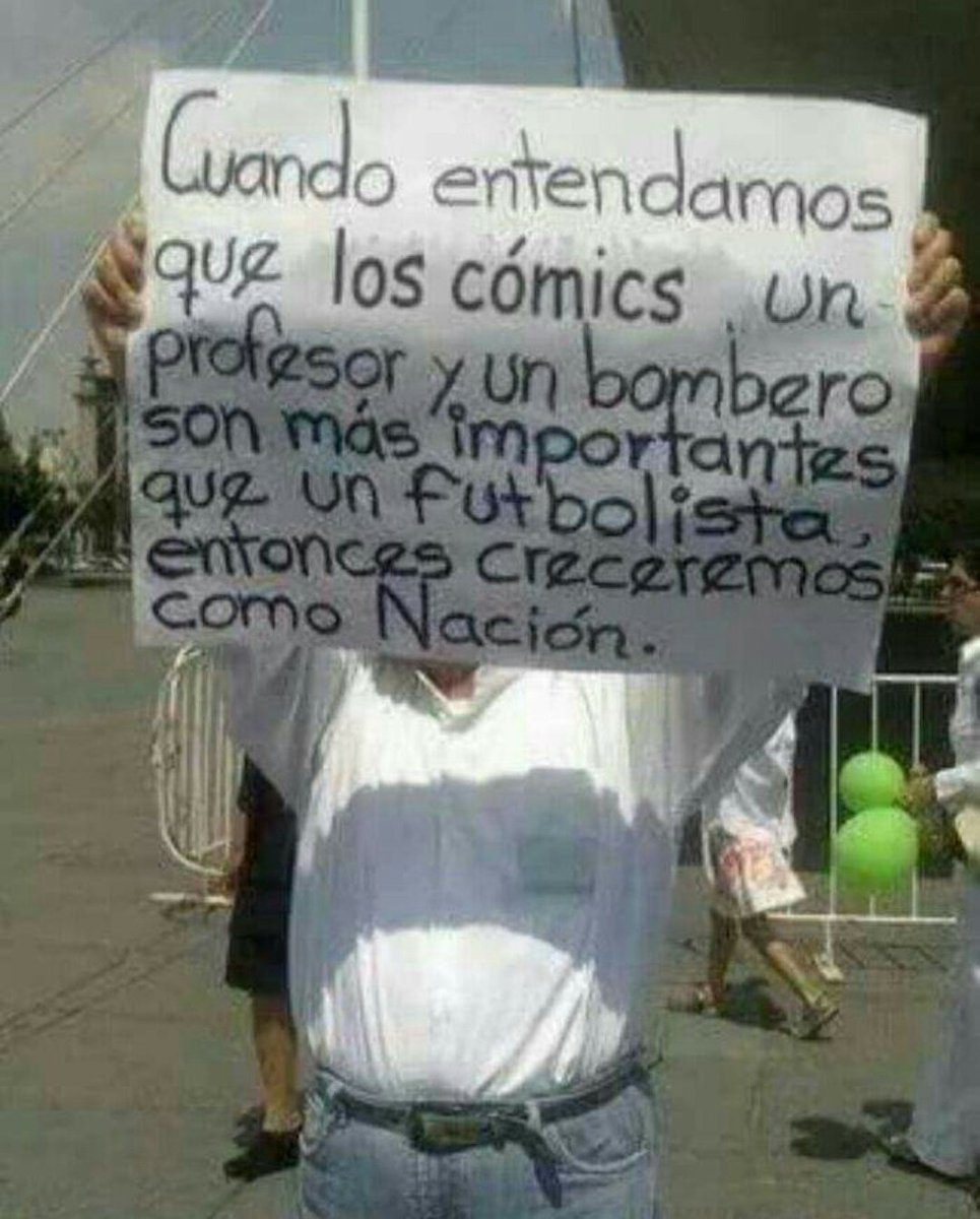 stanleespain's tweet photo. Arriba la nación!! 😉 
#cómics #cómic #Marvel #dccomics #marvelcomics #SpiderManHomecoming #AvengersInfinityWar #JusticeLeague #Batman https://t.co/aOhA7JGisD