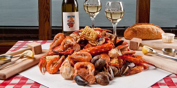 CMCHAEE's tweet photo. Southern seafood 😻 https://t.co/kqxZLPD7nf