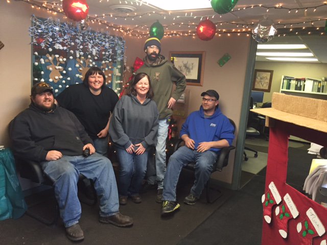 Congratulations to the winning group in Lenox, IA! Check out their festive decorations!