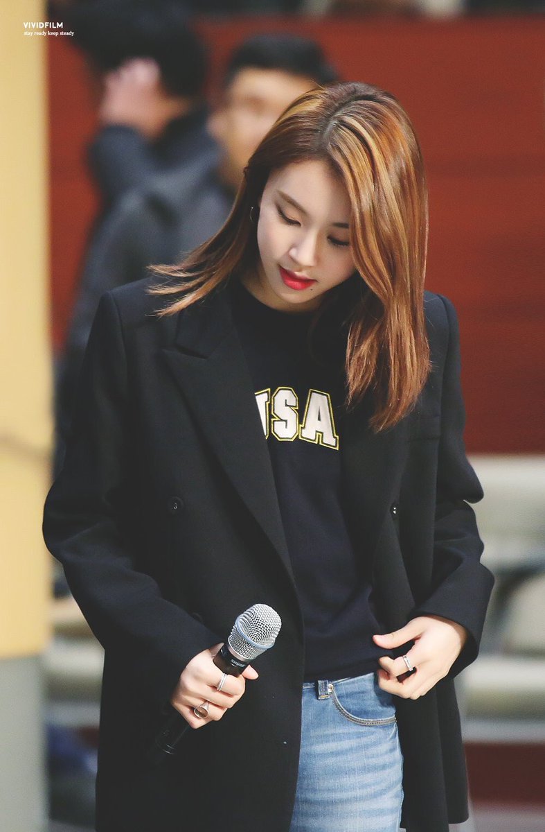 [트와이스] 귀엽고 분위기있고 맹수미있는 손채영 | 인스티즈