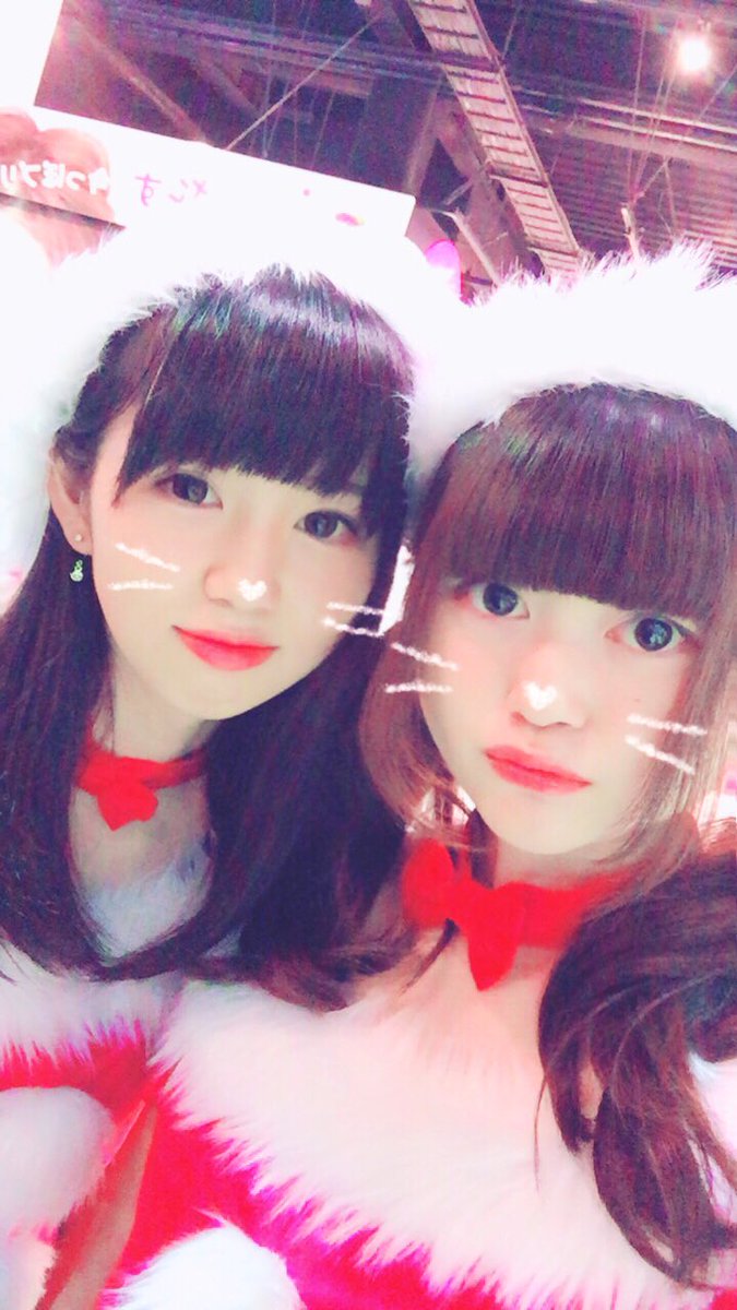 u_masy's tweet photo. サンタコス https://t.co/zpnrMzekjU