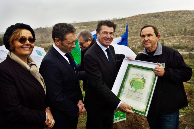 Voir l'image sur Twitter Voir l'image sur Twitter