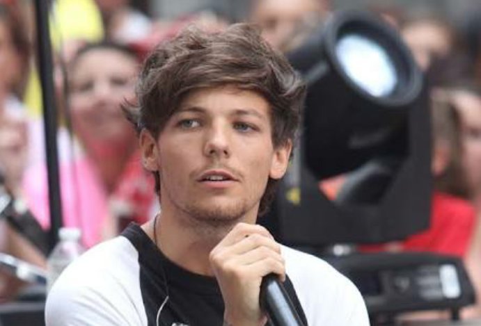 joycetelless_'s tweet image. #AMusicaTaBoaSemOneDirection
Entrei na tag // vi que era do Chalanco