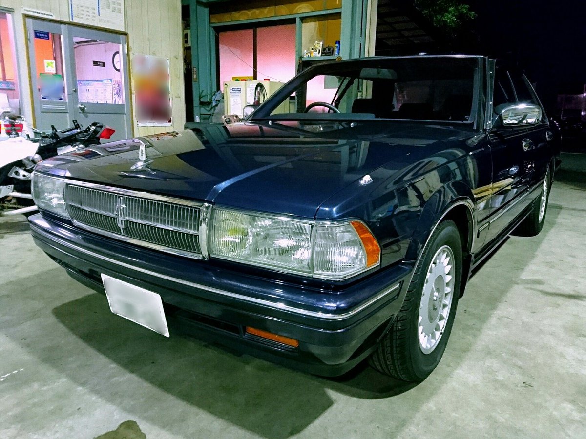 Sansui サンスイ 年初の自分に言っても信じないこと 中古車サイトで見つけたy31セドリックを買って 補修して ハチマルミーティングで展示する 1枚目は購入前の写真 Sansui サンスイ 年初の自分に言っても信じないこと 中古車サイトで見つけたy31セドリックを買って 補修して ハチマルミーティングで展示する 1枚目は購入前の写真