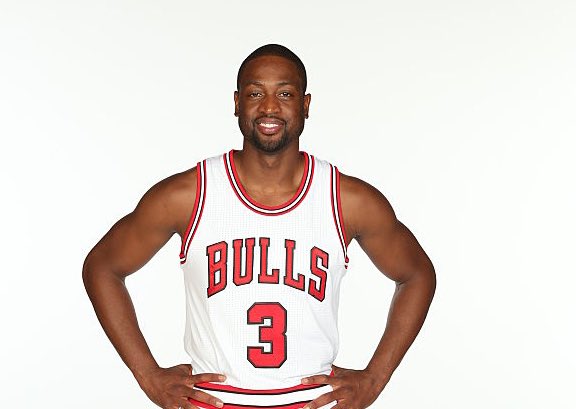 KOBVAPSG's tweet photo. 1 RT = 1 VOTE #NBAVOTE 

Dwyane Wade @DwyaneWade @chicagobulls https://t.co/y3m69E0Mbv