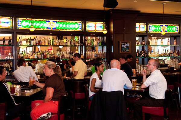nyeblast's tweet photo. Get in the New Year spirit and head over to #EmeraldLoop before Chi-Town Rising. #IrishHospitality https://t.co/cok9TF3MRO https://t.co/joMlQ7jK68