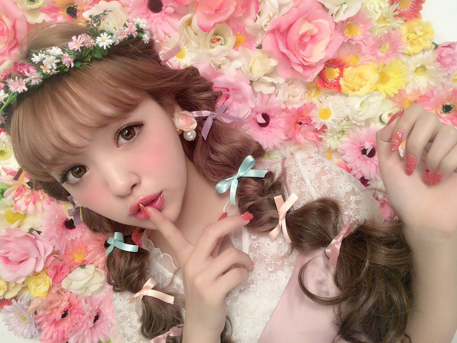 藤田ニコル トレカ「まるごとにこるん」3 レギュラー＋SP&レア&特典、ボックス 楽天市場】藤田ニコル「まるごとにこるん」1stトレーディング