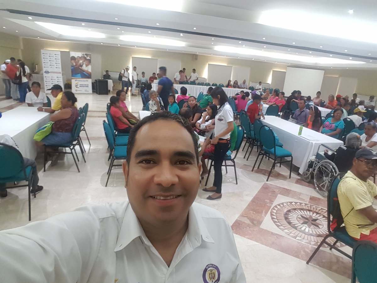 Marchenar's tweet photo. En el Mpio de Tubara -Atlantico el @Ministerio_TIC  hace entrega de 240 licencias de software @conver_tic a población con discapacidad https://t.co/qLZwjFFKu0