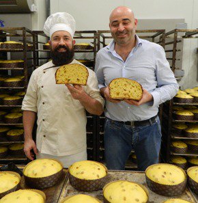 AgriculturaIT's tweet photo. Ricerca e passione per il panettone perfetto. Anche con il grano Verna #Menchetti #cesa https://t.co/dwwz1cjoKM https://t.co/da14IleIEC