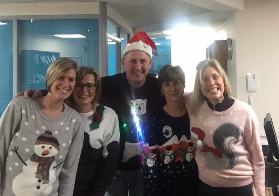 #Christmas wishes from Steve and his team 🎄🎉