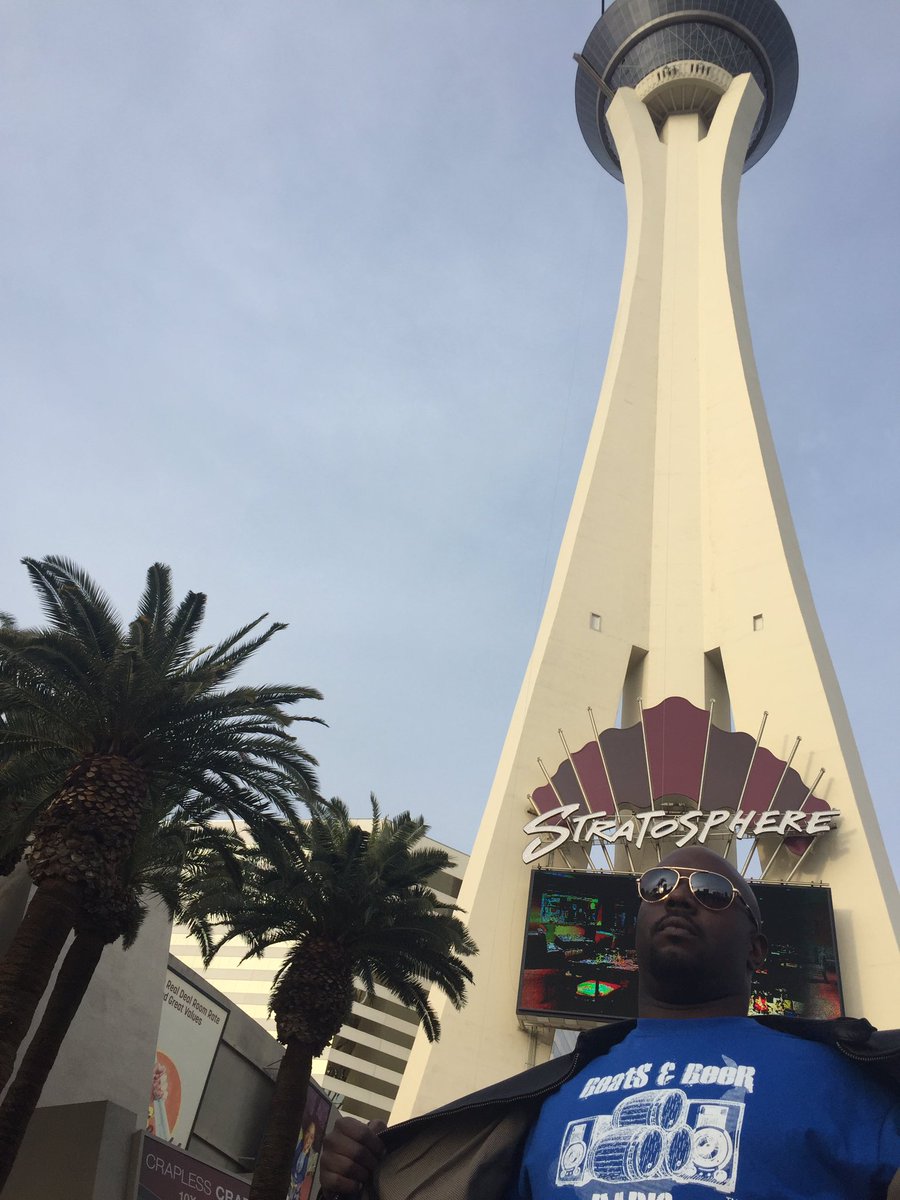 BeatsAndBeerRa1's tweet photo. #stratosphere #Vegas @blaknickiscarfo #TierMusicFoundation @FreeRTS1169 @HipHop4Philly @TheAudioGoon @kaaymilly_23 https://t.co/8PMQ4t0W8M
