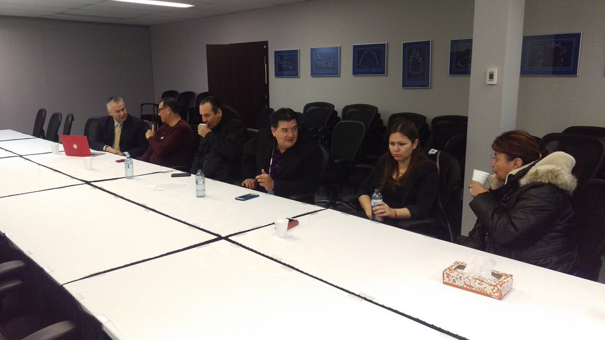 BOCN_9697's tweet photo. #BOFN Legal Counsel, Ron Maurice currently briefing members of Council on settlement agreement. #Treaty #FirstNations #SCT https://t.co/aZp9Pmd8TX