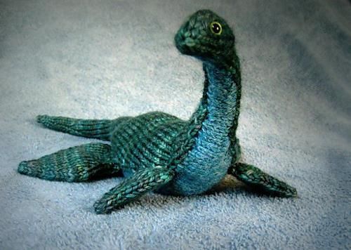 Niseag McInnis by Nanshe, inspired by Loch Ness Monster by Hansi Singh.
Rios in Aguas + other.
Pattern: bit.ly/2i2HBDl
#malabrigo