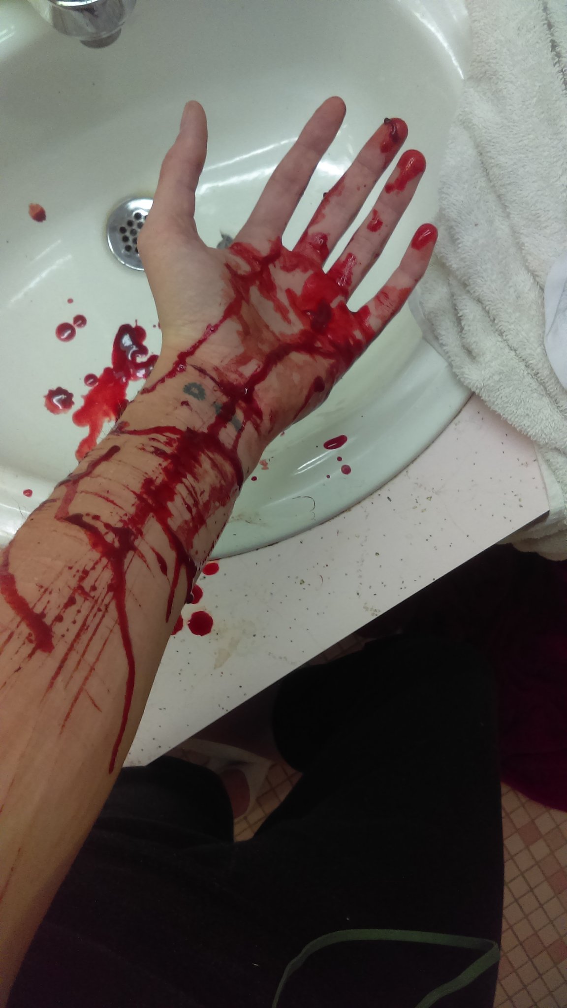 TheKillingMyselfJoke on Twitter: "#Lolz i had no idea i even took these