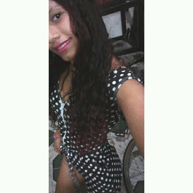 Laura_0019's tweet photo. Ruedalaa Que Esoo Va 👋👄👄 https://t.co/lQv3q6phLm