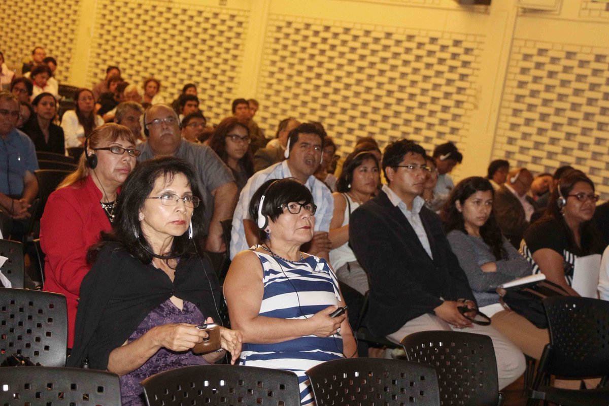 CMP_PERU's tweet photo. #SimposioCMP
Expositores internacionales se dieron cita en simposio sobre reducción de las inequidades en salud. ►https://t.co/9RoEAELmal https://t.co/5FQLQs9eSi