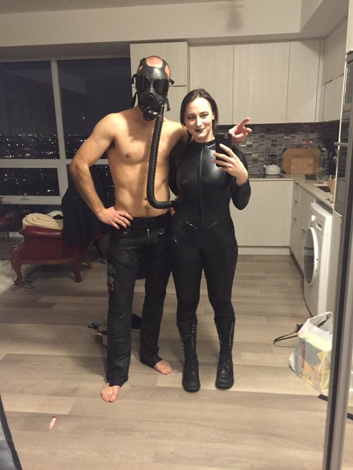 Hey Diaemone, wanna do a photoshoot tonight? Nothing too elaborate though. https://t.co/L8fHtj17EP<a href="/tag/trumpkin"class="tags"><span>#trumpkin</span></a>