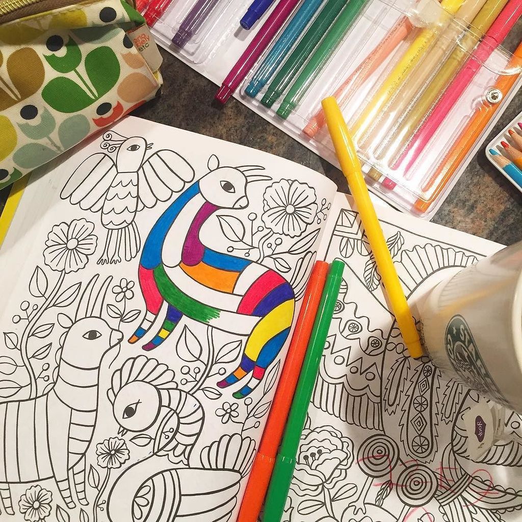 StyleEyesBlog's tweet image. #adultcoloringbook #arttherapy #coloringtherapy #happydoodleland #florachang #pentel #markers #pens #color #draw #d…