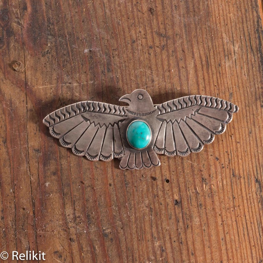 Relikit's tweet image. Ushering in a #newyear is easier when you wear #jewelry symbolizing #serenity &amp;amp; #wisdom like natural #turquoise. 
relikit.com/product/1930s-…