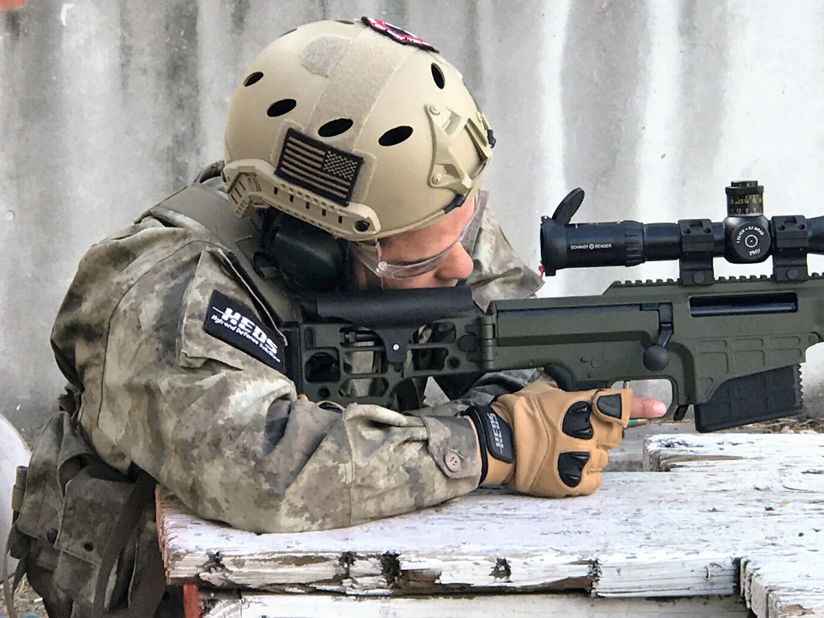 hedsusa's tweet photo. #TACTICAL #SHOOTER #HARDKNUCKLE #GLOVES BY #HEDS 
#memoryfoam #shock #shooting #rubber #protection #dexterity #military #police #touchscreen https://t.co/FY5xPVreOz