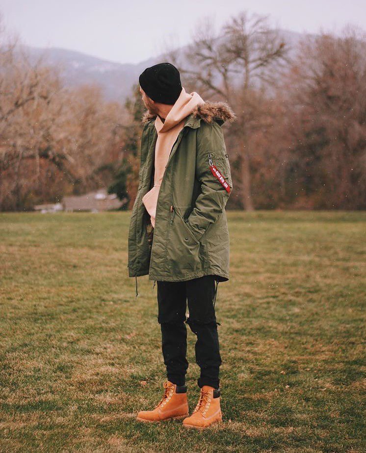 gotbookt's tweet photo. This jacket is on FLEEK!!! Urban Outfitters Men's https://t.co/xdj92g2J6i