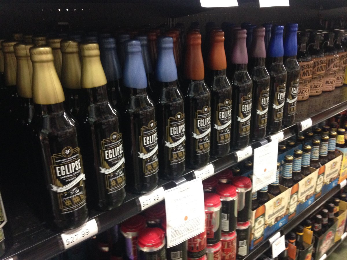 LeesDiscountLiq's tweet photo. Call ahead for availability on @5050Brewing Eclipse 2016 at Lee's #Eclipse2016 #LeesDiscountLiquor https://t.co/s7SVuVDFSL