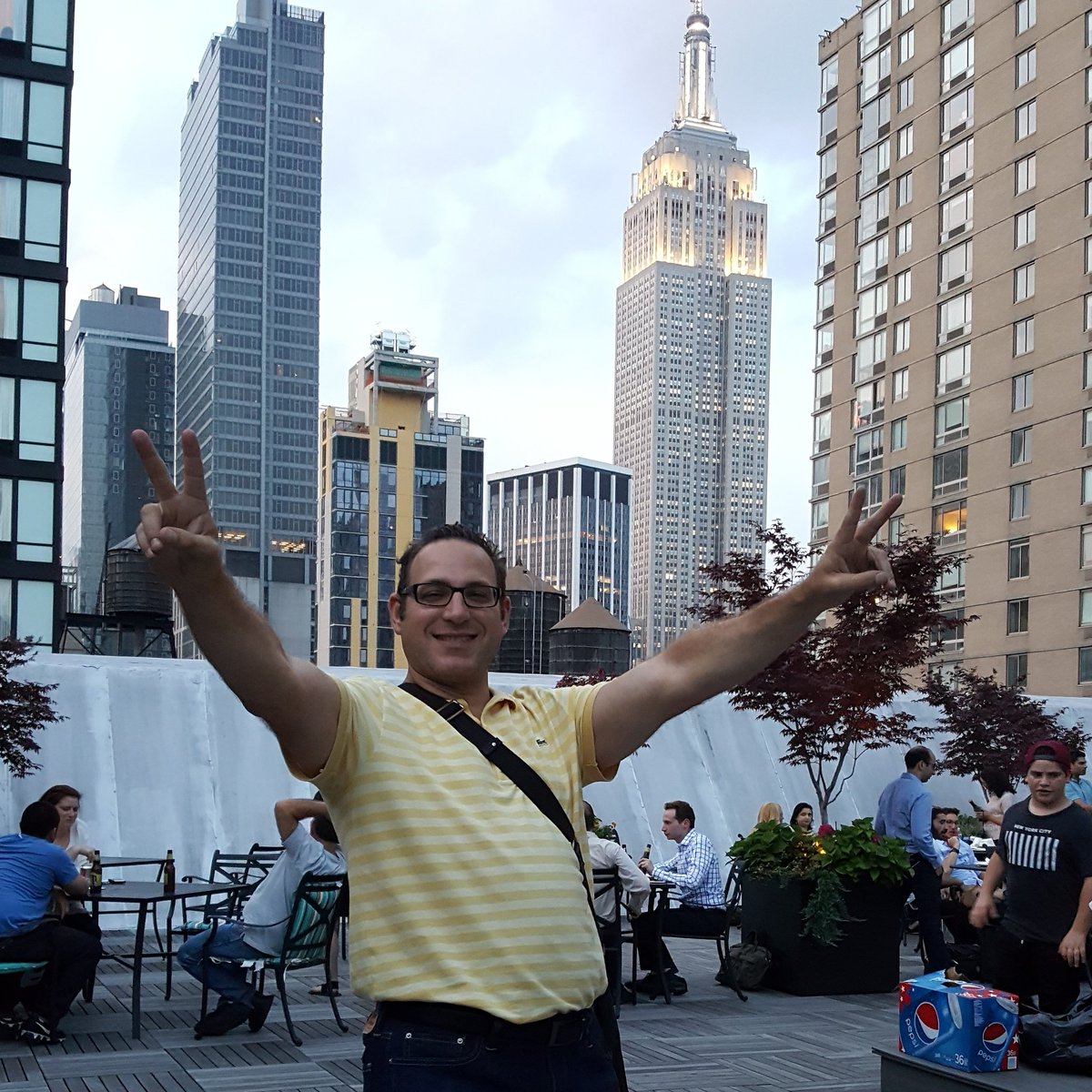 Jon_Robrish's tweet image. Jonathan robrish 
#jonathanrobrish 
#robrish
#jonrobrish
@JonathanRobrish