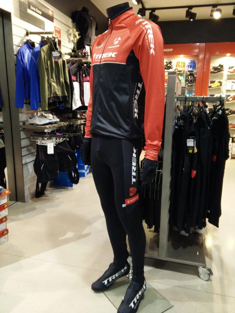 bicisprint's tweet photo. Ya está disponible la ropa de invierno Trek Bicycle Store BiciSprint 2017
https://t.co/QYISnivNkl https://t.co/Wb7XoPUrpJ