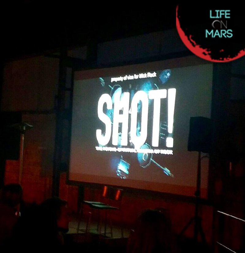 ExpoLifeOnMars's tweet photo. Projection du documentaire de @TheRealMickRock Shot pour @ExpoLifeOnMars parrainée par @nostalgiefm Toulouse​ #ExpoLifeOnMars https://t.co/riyGFkHiAR