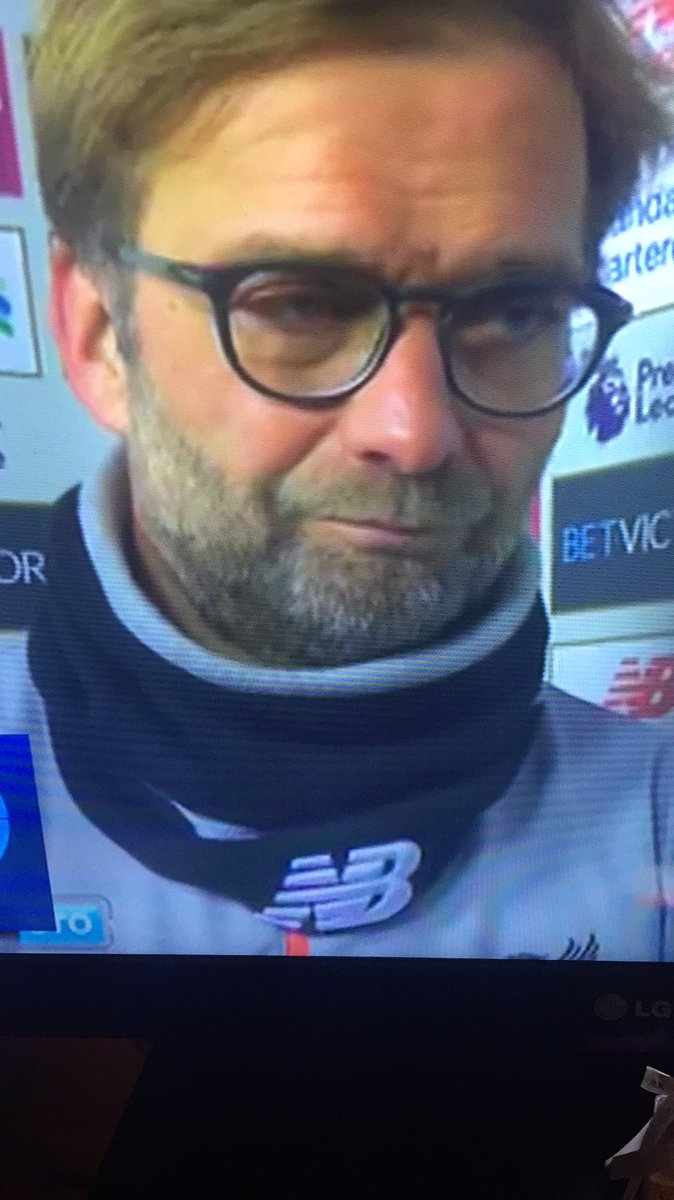 new balance snood lfc
