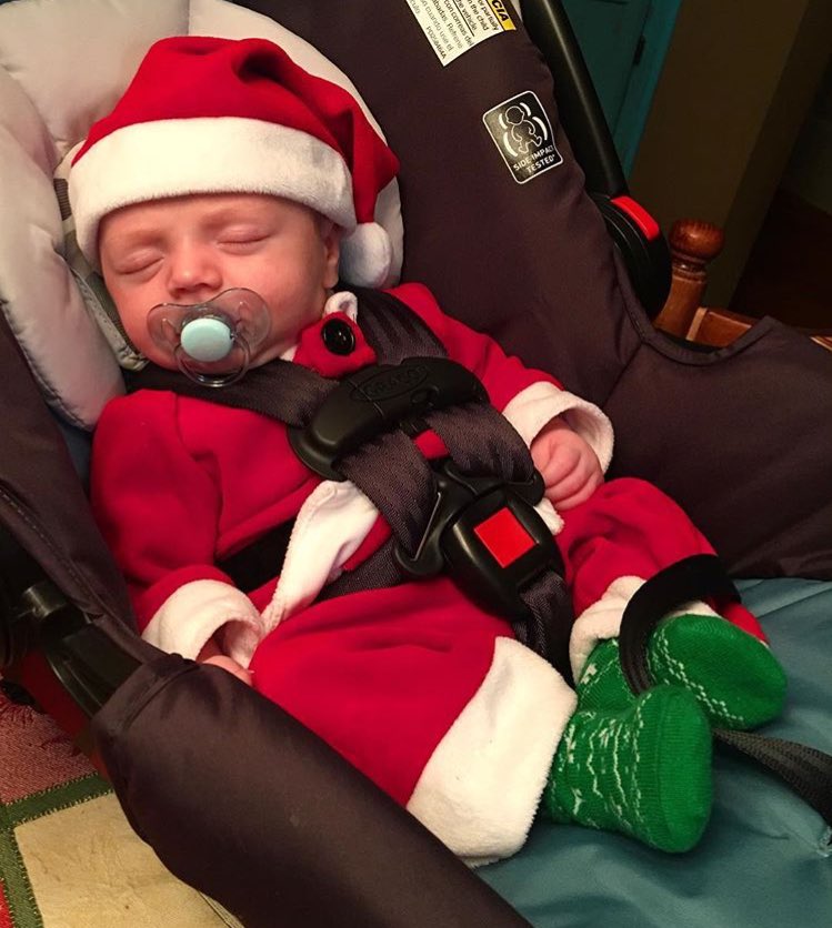 hottyyytoddyyy4's tweet photo. Celebrating Christmas a little later than most but oh well! Happy holidays from my adorable niece and nephew๐โค๏ธ #coraray #olig https://t.co/aS2HHOJgcP
