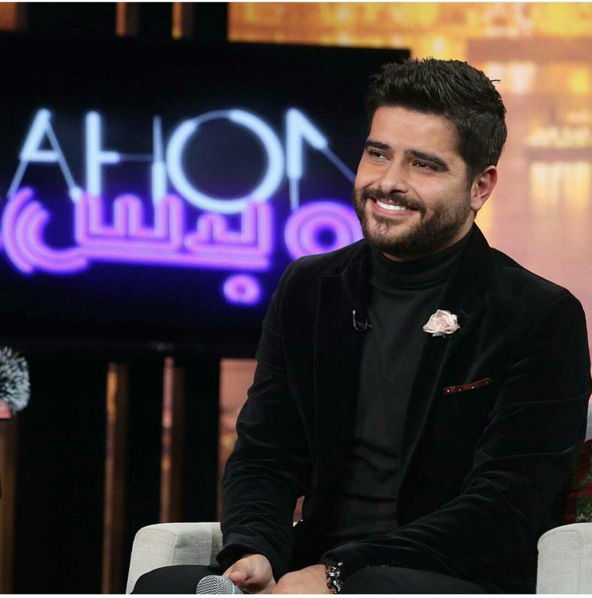 Amouna1996Emna's tweet photo. احلى طلة يا احلى نجم #نجم_الملايين سنة النجاحات و المفاجاة و احلى سهرة معك #طول_اليوم #لهون_وبس @NassifZeytoun https://t.co/lTkrT48MpY