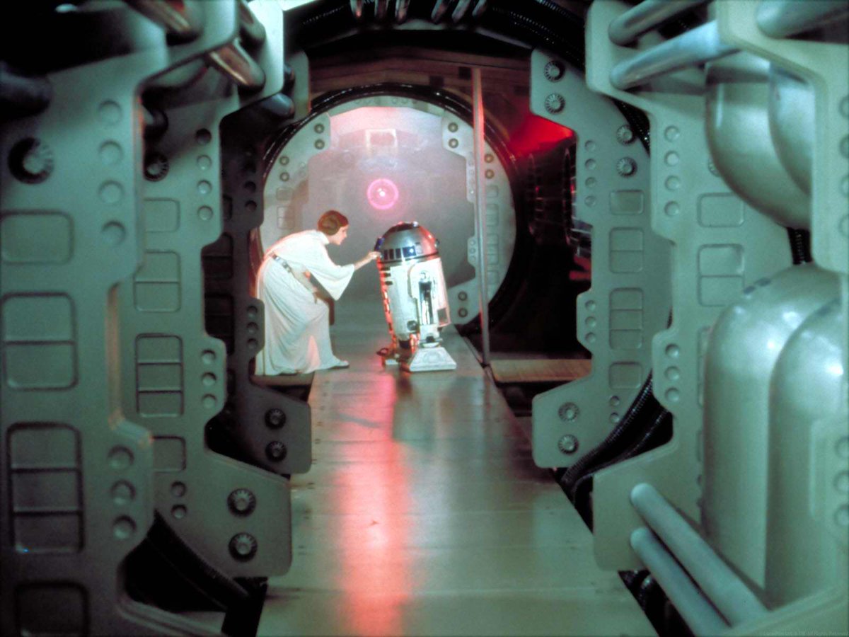 TheSaekoSNOW's tweet photo. #RipPrincessLeia #RIPR2D2 https://t.co/ofcFS8GK3t