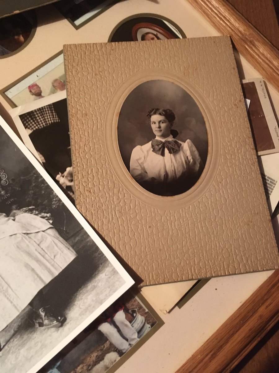 dig_consulting's tweet photo. We've been busy with the end of our semesters and holidays! Looking forward to summer 2017 - new #genealogy projects to dig into! https://t.co/h2sG5mi9xH