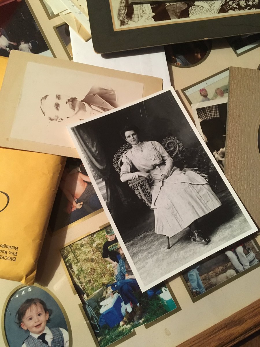 dig_consulting's tweet photo. We've been busy with the end of our semesters and holidays! Looking forward to summer 2017 - new #genealogy projects to dig into! https://t.co/h2sG5mi9xH