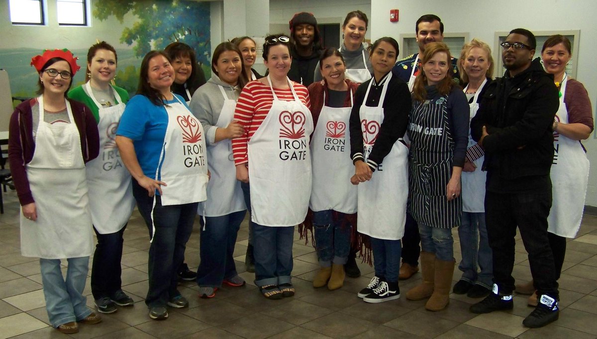 Wado to our #CommunityImpactTeam who brightened the holiday season at <a href="/IronGateTulsa/">Iron Gate</a> by serving meals, stocking pantry items &amp; doing dishes!