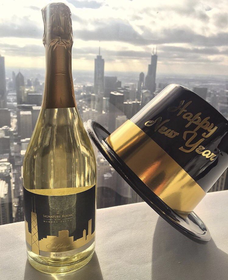 We still have a few tables left for our NYE celebration!  Visit our website for more information or call 312.787.9596. #signatureroom #nye