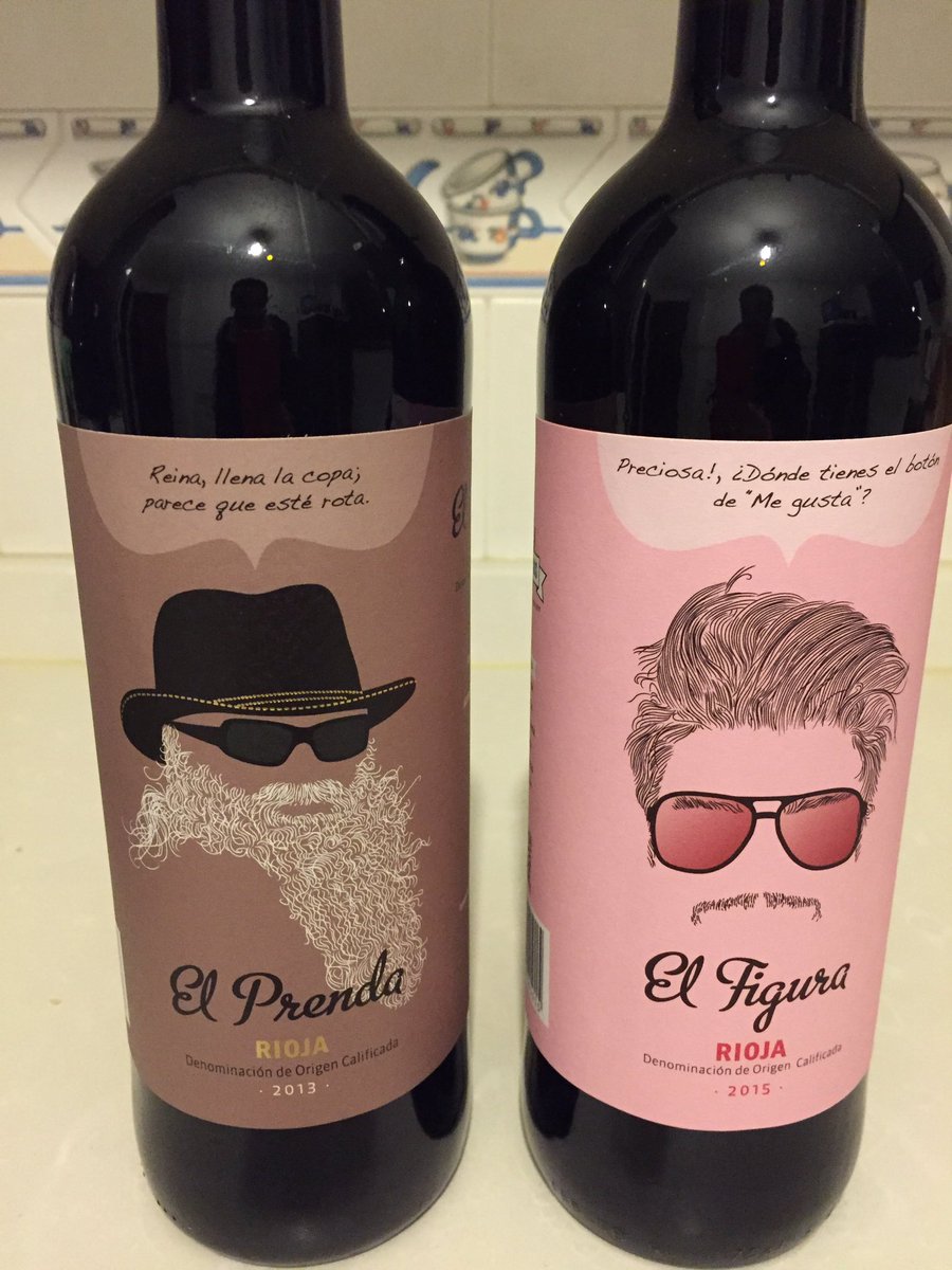 solucionex's tweet photo. Gracias a nuestros compañeros de @Naifman por el regalo navideño. Muy original las botellas :) https://t.co/Hg3O6o500N