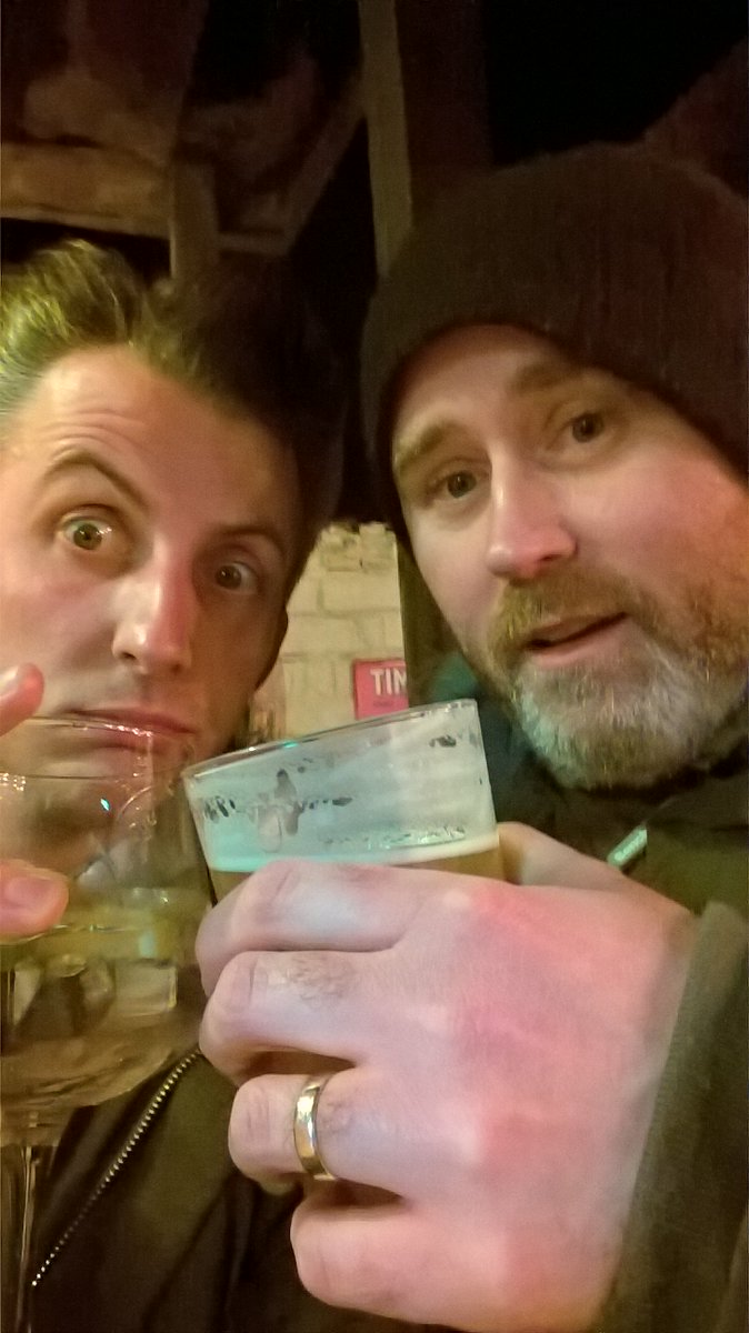 MFTB_Podcast's tweet photo. Christmas do for Team MFTB. #HailJeebusTheDestroyer #2017pleasebekind https://t.co/ayexxkvgEU