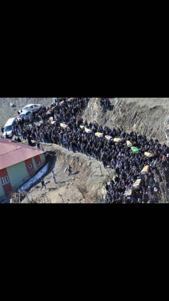GunayAslan1's tweet photo. 'Gözlerinin pınarında bir bulut
Boşandı boşanacak neredeyse
....
Dünya gördü bizi boğazladılar...'

#Roboski https://t.co/ShhH7cyYFZ
