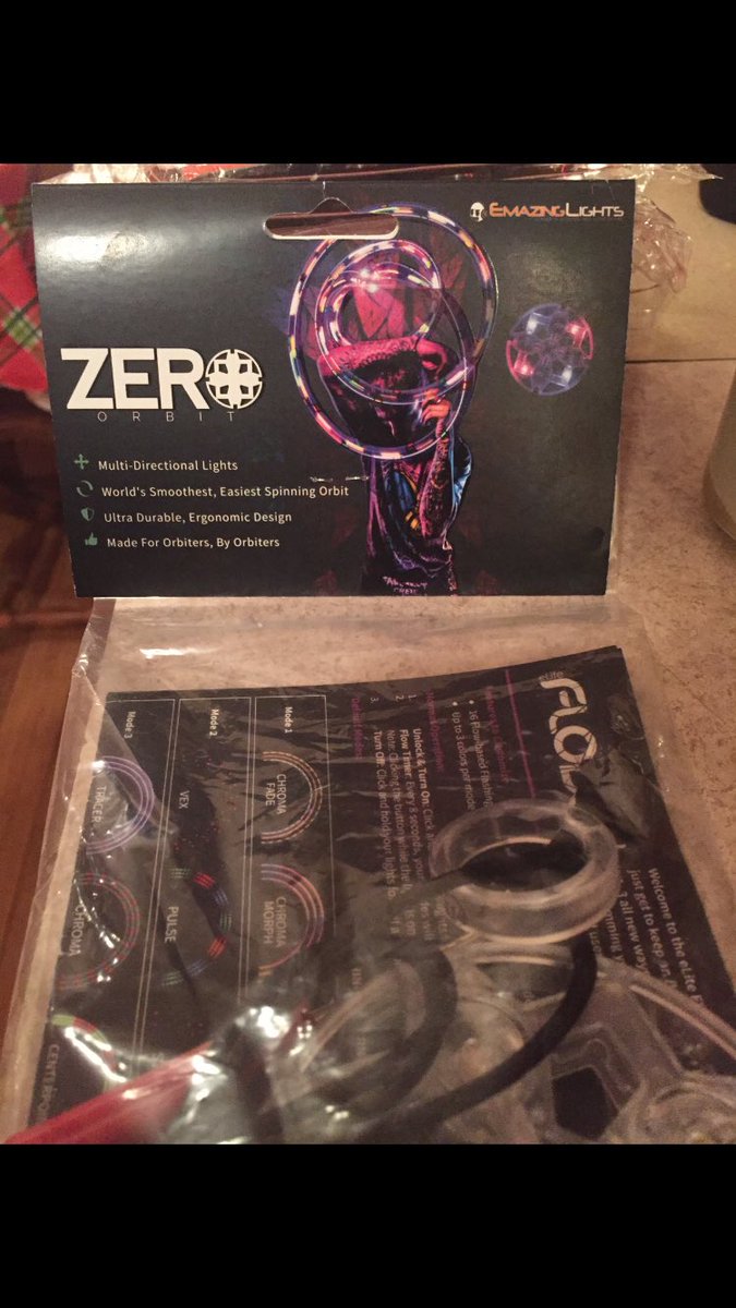 Allazo22's tweet photo. Yea yeah look who's on the cover @EmazingLights :)
10% off all orders use promo code Allazo https://t.co/P7s8izMg8z
