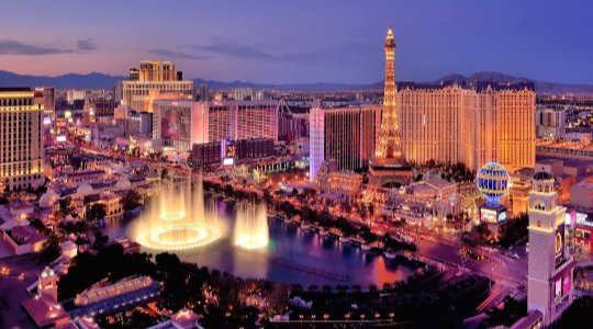 Las Vegas! Vista nuestras opciones en agenciadeviajesvirtual.com/55653 
agenciadeviajesvirtual.com/57592
#lasvegas #travelandliving