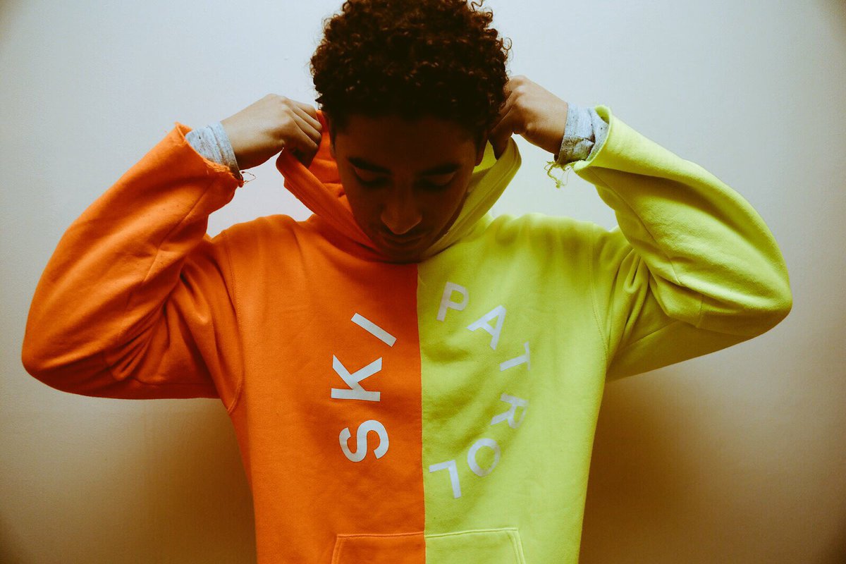 ROGREATIVE's tweet photo. @davywreck sporting the "Ski Patrol" Two Toned Hoodie ⛷

📸 by @datsoulcon ! https://t.co/fYvaShvJHr
