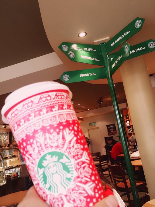 世界で1番南にあるスタバに来たよ！I'm @ the world's most Southern Starbacks! ☕️ https://t.co/YXLN4V00AH<a href="/tag/%E3%82%B0%E3%83%A9%E3%83%89%E3%83%AB%E8%87%AA%E7%94%BB%E6%92%AE%E3%82%8A%E9%83%A8"class="tags"><span>#グラドル自画撮り部</span></a>