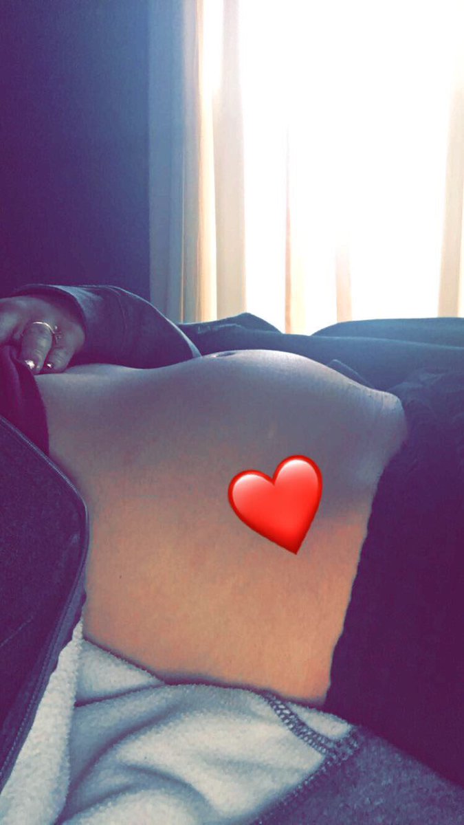 QueenMadi520's tweet photo. 21 weeks 🎀 https://t.co/GoJuj0bB95