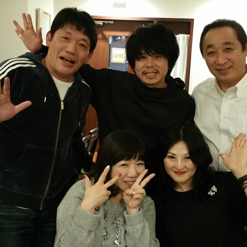 Twitter 上的 山田美保子 昨夜は西麻布の 申申 で ずんの飯尾さん さんまさんの個人事務所の事務員とっさん 六本木美容室の杉田店長と忘年会をしました 香港料理 申申 は本当に美味しくて気楽なお店 店長の申申 しんしん は美人です T Co Twitter 上的 山田美保子 昨夜は西麻布の 申申 で ずんの飯尾さん さんまさんの個人事務所の事務員とっさん 六本木美容室の杉田店長と忘年会をしました 香港料理 申申 は本当に美味しくて気楽なお店 店長の申申 しんしん は美人です T Co