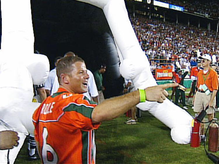 herdHater's tweet photo. Miami fans are as creative as Nevin Shapiro when it comes to twitter. They have the same Criminal "Thread" #PrisonU ๐๐ https://t.co/Yq26r1mkri