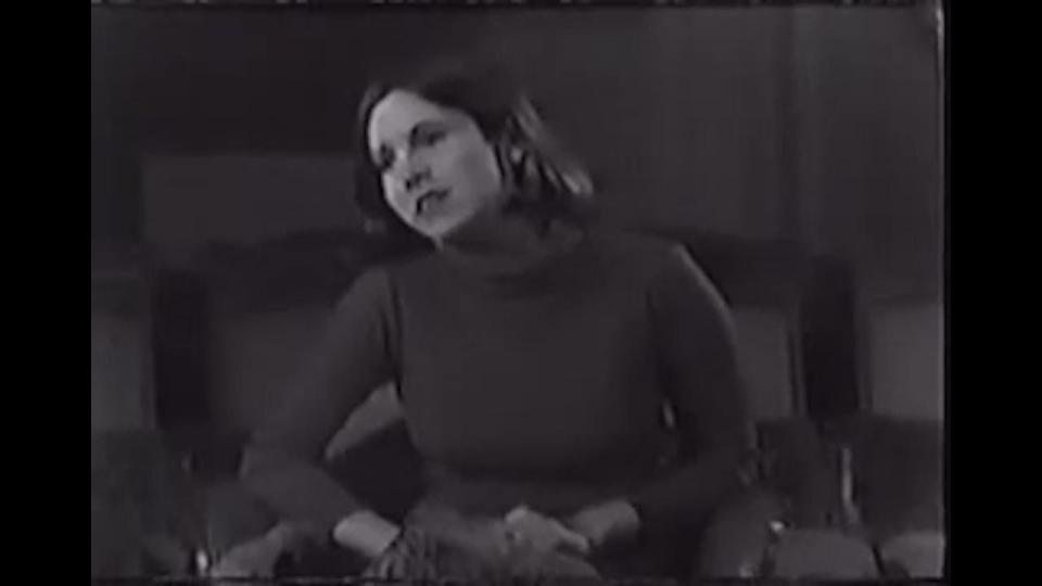 CultSauce's tweet photo. Watch #CarrieFisher audition for the part of Princess Leia in #StarWars > https://t.co/C4TMwrtIjE https://t.co/Xj5uWDTCOb