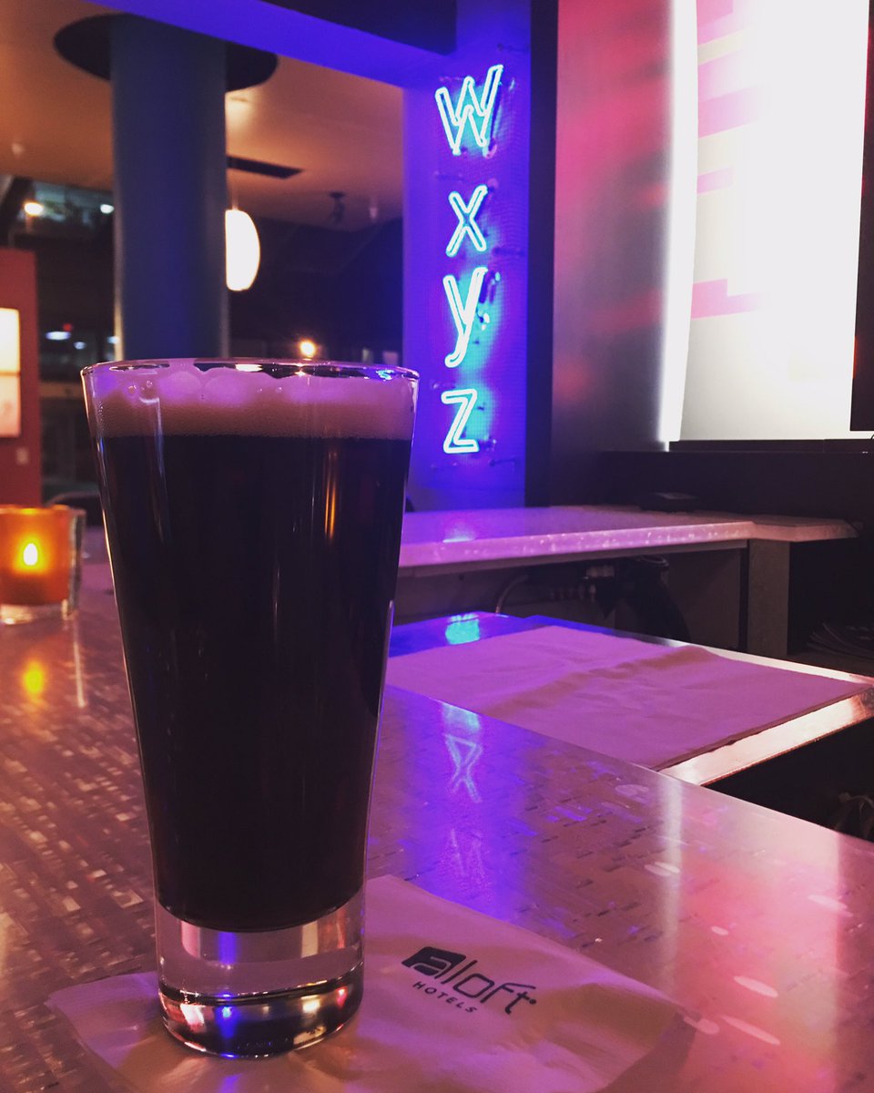 AYCDwithEd's tweet image. Enjoying a Yee Haw Dunkel at the Aloft Nashville West End. #AYCDwithEd #yeehawbrewing #aloft